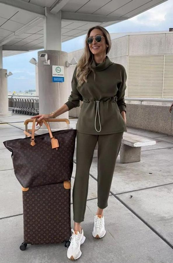 Uzun Kollu Balıkçı Yaka Belden Lastikli Modal Bluz Ve Pantolon Ikili Takım