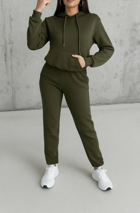 Uzun Kollu Kapşonlu Bağcıklı Üç Iplik Bluz Ve Pantolon Ikili Takım