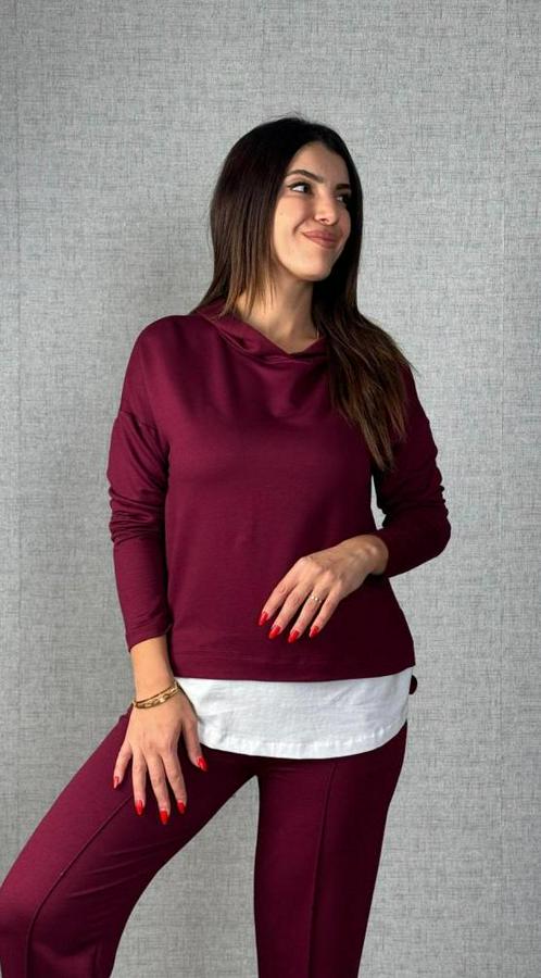 Uzun Kollu Kapşonlu Bağcıklı Viskon Iki Iplik Bluz Ve Pantolon Ikili Takım