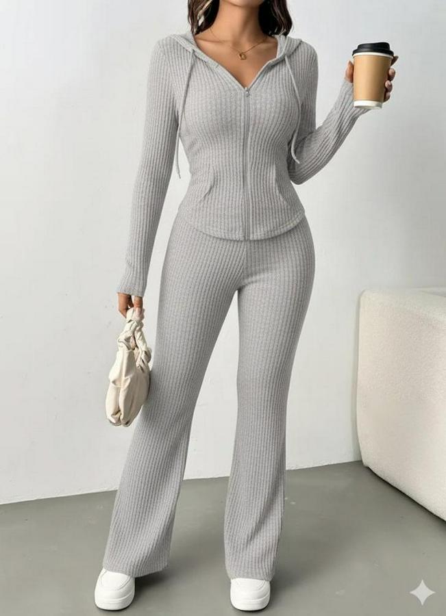 Uzun Kollu Kapşonlu Önden Fermuarlı Kaşkorse Bluz Ve Pantolon Ikili Takım