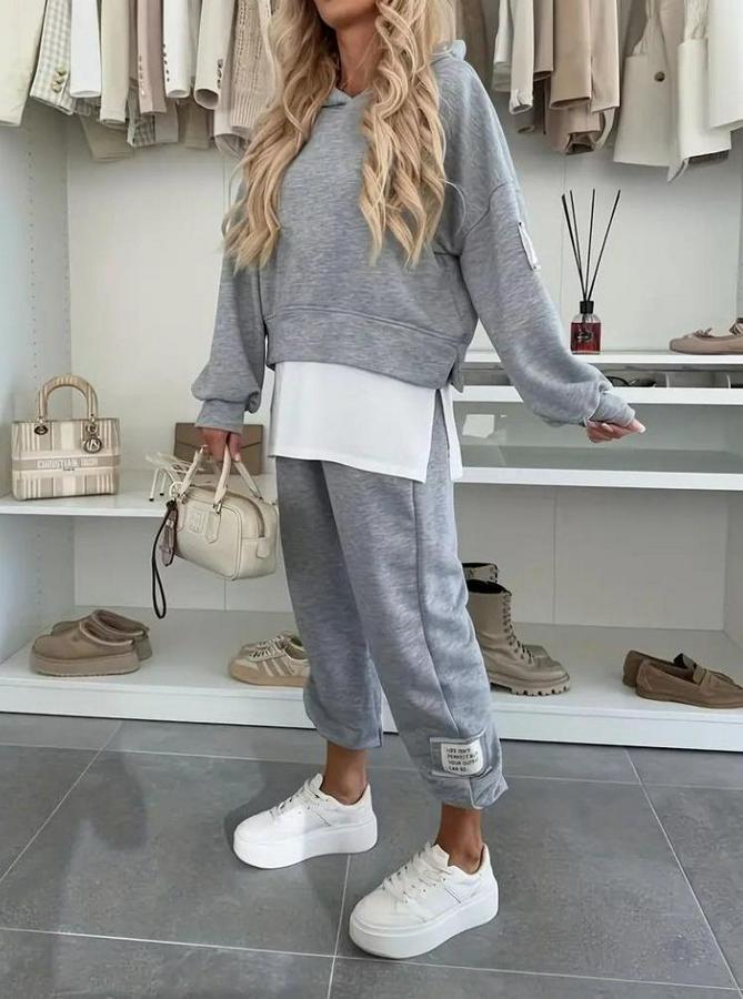 Uzun Kollu Kapşonlu Viskon Iki Iplik Bluz Ve Pantolon Ikili Takım