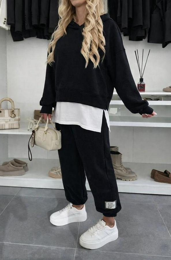 Uzun Kollu Kapşonlu Viskon Iki Iplik Bluz Ve Pantolon Ikili Takım