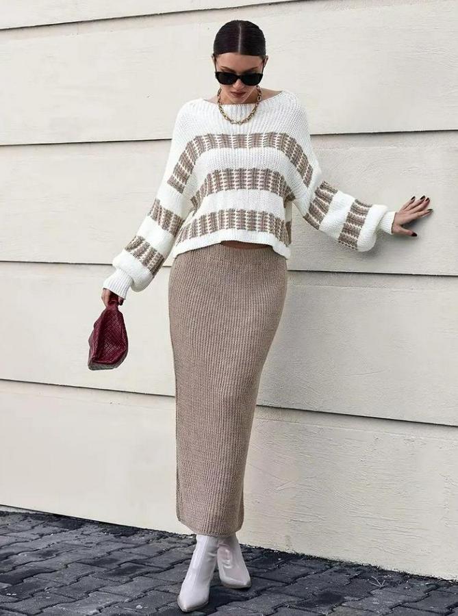 Uzun Kollu Kayık Yakalı Salaş Triko Bluz Ve Etek Ikili Takım