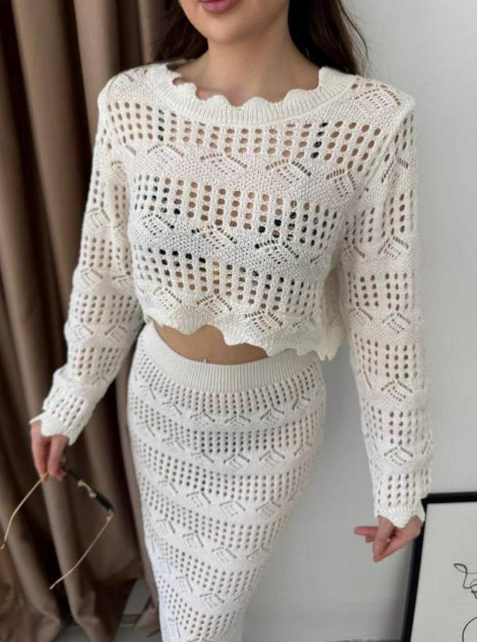 Uzun Kollu Kuş Gözü Transparan Detay Triko Bluz Ve Maxi Boy Etek Ikili Takım