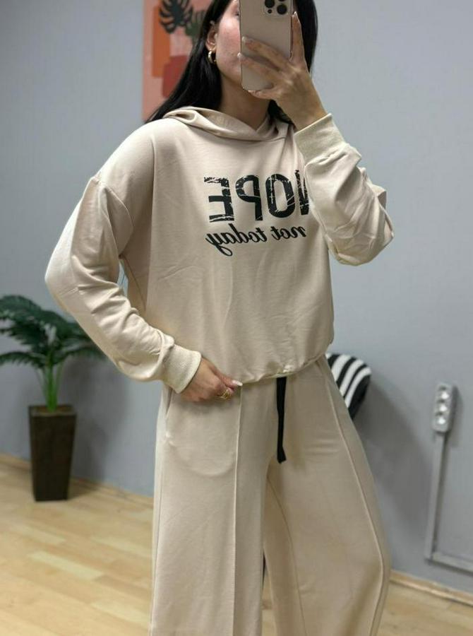 Uzun Kollu Nope Baskılı Beli Ribanalı Ikili Takım