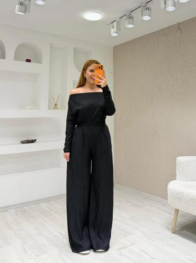 Uzun Kollu Omuz Dekolteli Bluz Ve Palazzo Pantolon Ikili Takım