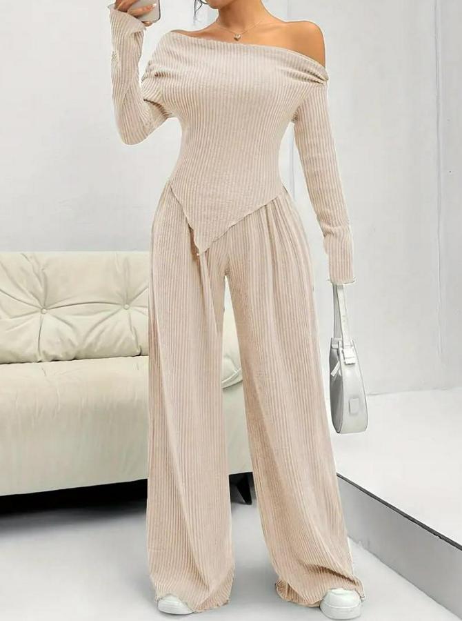 Uzun Kollu Omuzlardan Açık Asimetrik Kesim Kaşkorse Bluz Ve Pantolon Ikili Pantolon