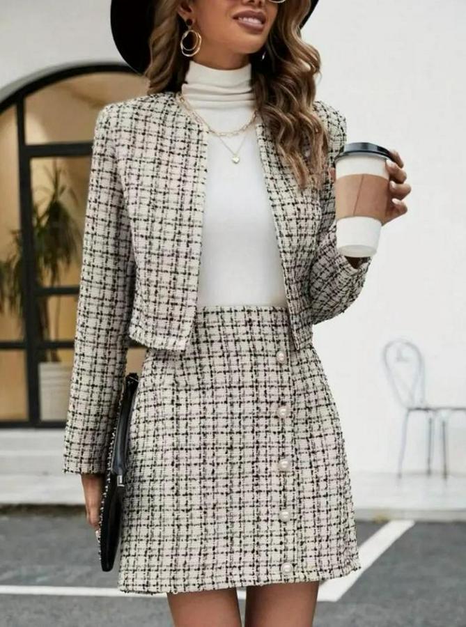 Uzun Kollu Önü Açık Düğme Detaylı Dokuma Ceket Etek Ikili Takım