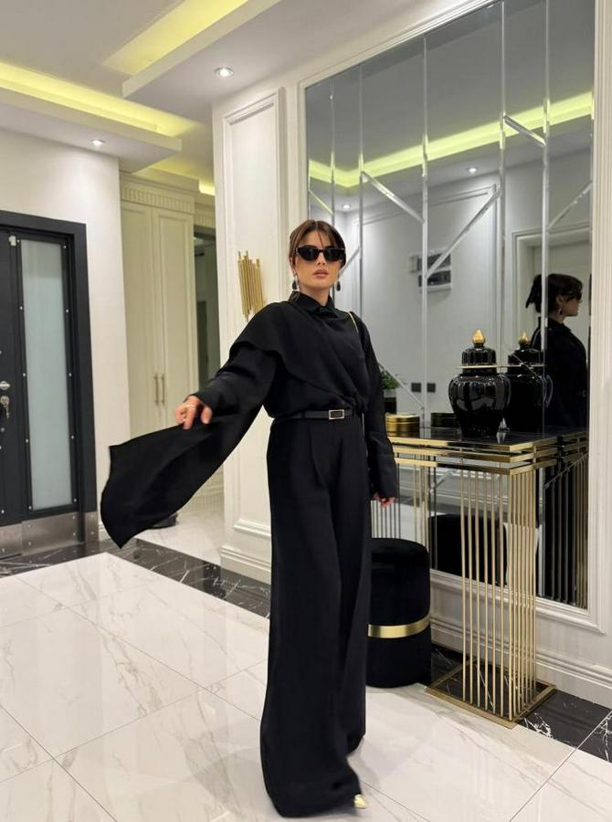 Uzun Kollu Şal Detaylı Bluz Ve Pantolon Kemer Dahil Ikili Takım