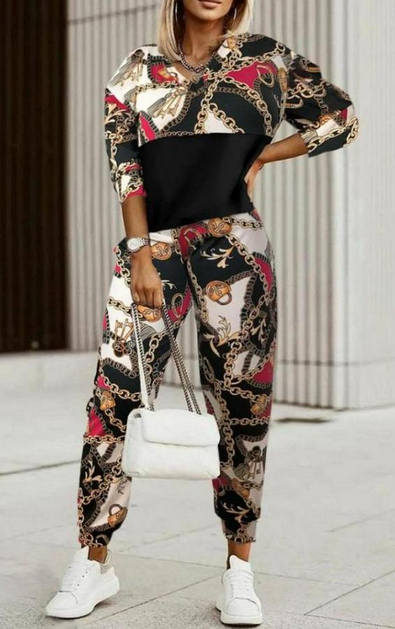 Uzun Kollu V Yaka Göğüs Altı Kadife Detay Mikro Ikili Takım