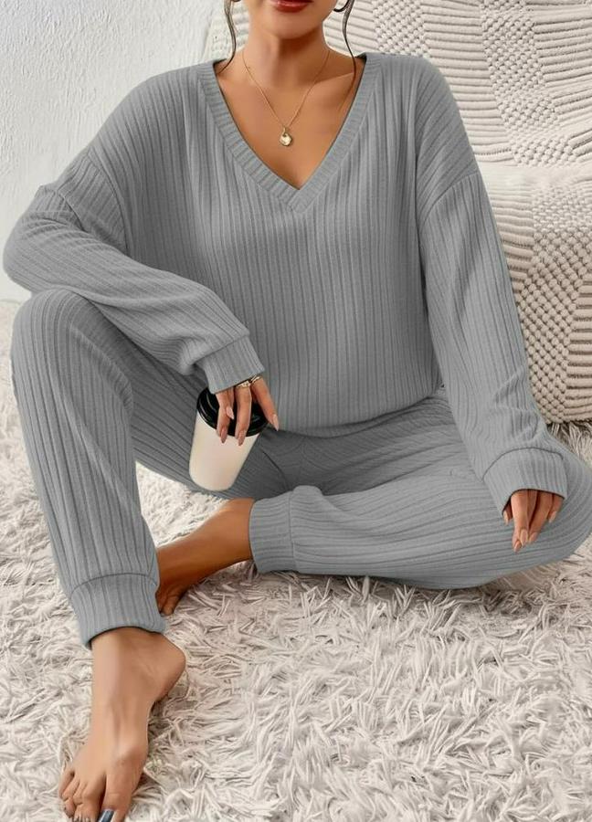 Uzun Kollu V Yakalı Kaşkorse Bluz Ve Pantolon Ikili Takım