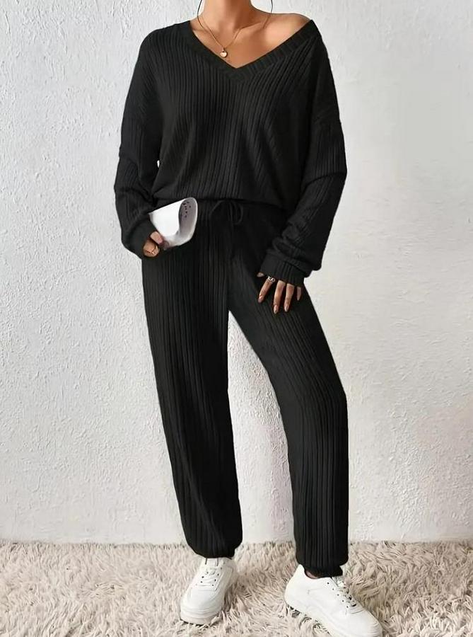 Uzun Kollu V Yakalı Kaşkorse Bluz Ve Pantolon Ikili Takım
