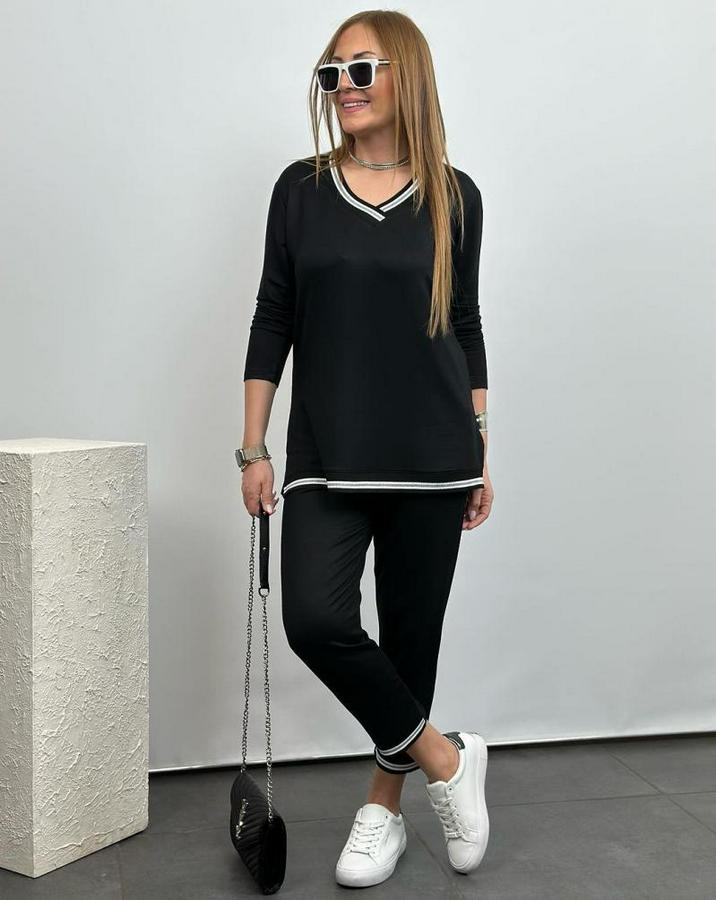 Uzun Kollu V Yakalı Şerit Detay Alt Ve Üst Viskon Iki Iplik Detay Ikili Takım