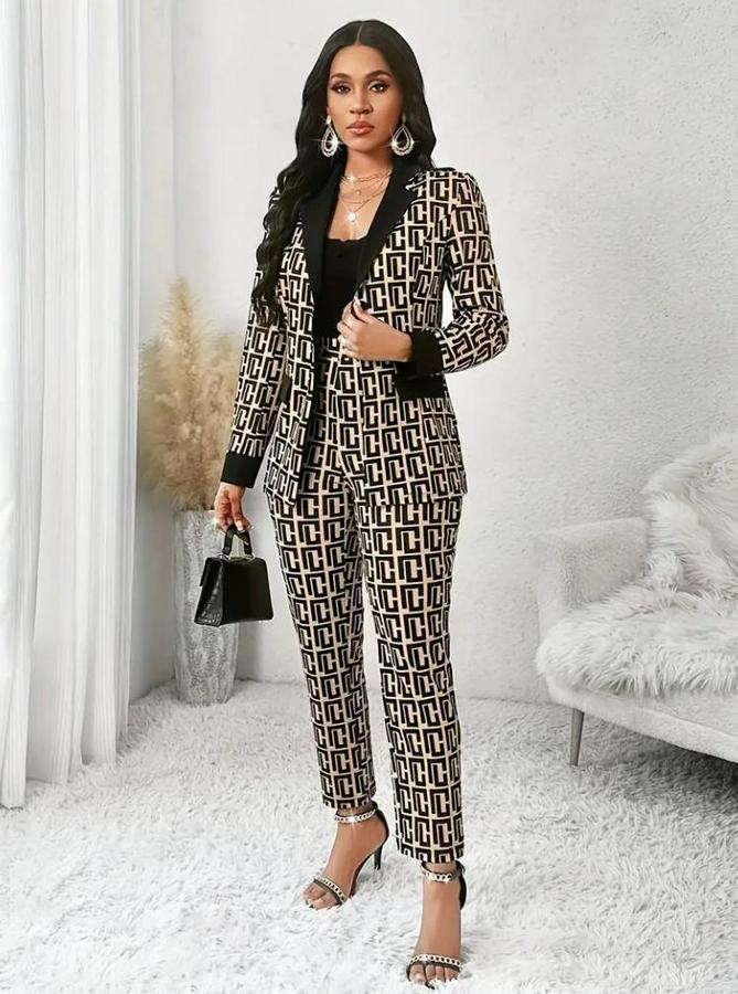Uzun Kollu Yakalı Desenli Dalgıç Ceket Bluz Ve Pantolon Üçlü Takım