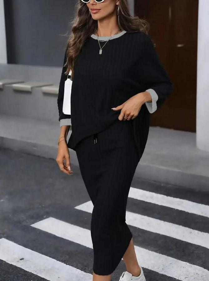 Uzun Kollu Yakası Açık Şardonlu Kaşkorse Bluz Ve Eteği Bağcıklı Ikili Takım