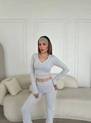 V Yaka Uzun Kollu Bluz Ispanyol Paçalı Tayt Ikili Takım