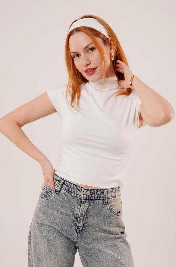 Boğazlı Parlak Kumaş Beyaz Crop