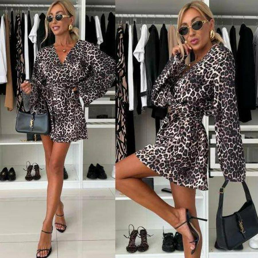 Salaş Kol Kruvaze Yaka Zebra Desen Şort Tulum