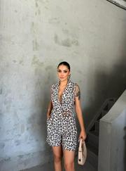 Leopar Şort Tulum Ceket Yaka Toka Detayli