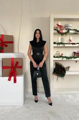 Siyah Vatkalı Kemerli Tulum