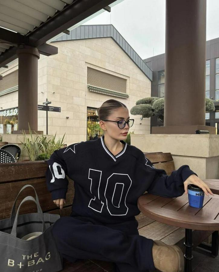 V Yaka Üç Iplik Sweat Takım