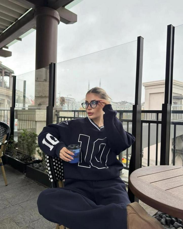 V Yaka Üç Iplik Sweat Takım