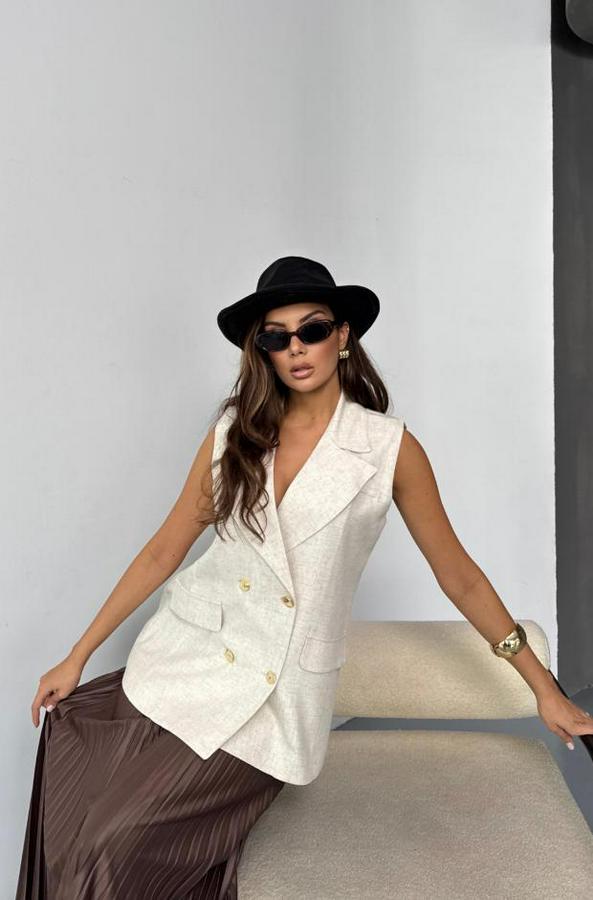 Gold Düğmeli Keten Yelek