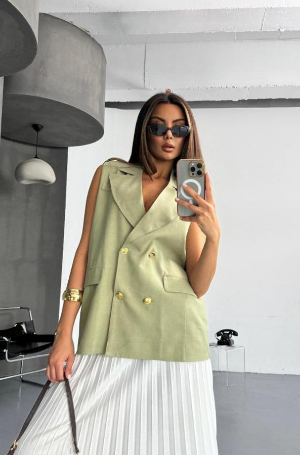 Gold Düğmeli Keten Yelek