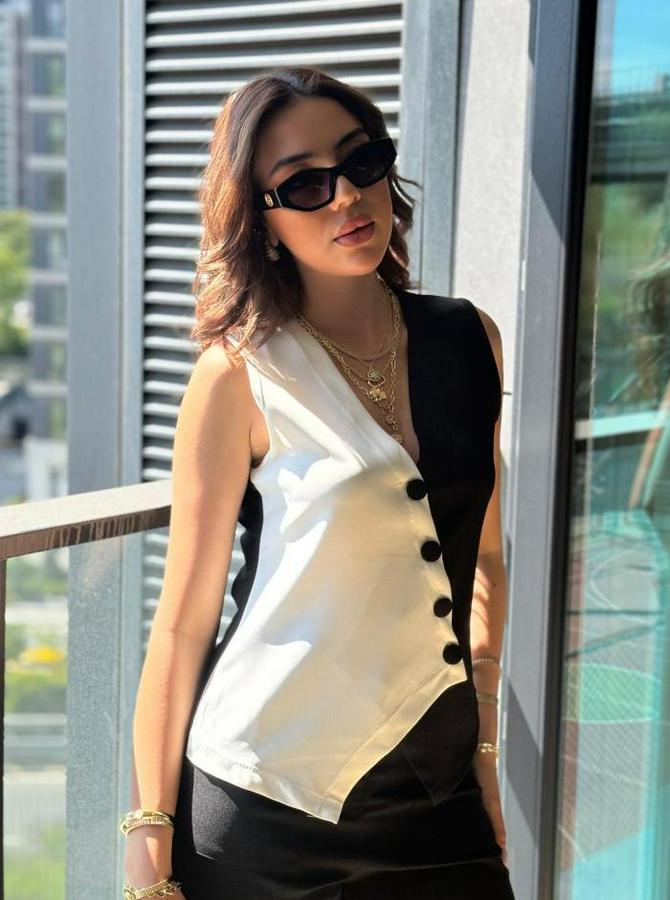 Sıfır Kol V Yakalı Düğmeli Blok Renkli Atlas Yelek