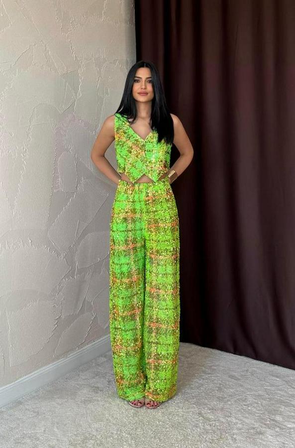 Yeşil Pullu Yelek Ve Pantolon Takım