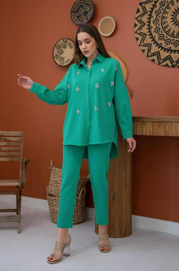 Yeşil Gömleği Taşlı Fitilli Takım
